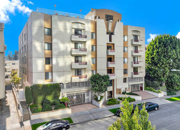 Exterior view of an apartment building