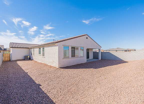 Spacious 3, 4, & 5 Bedroom Homes for rent.  Buckeye, Arizona.  Reserve at Westpark