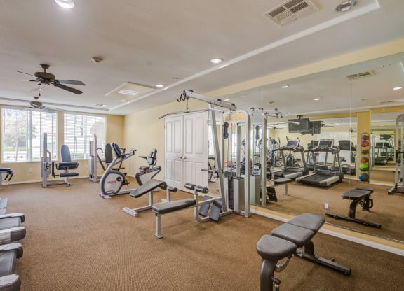 Fitness center at Monarch at Dos Vientos Newbury Park, CA 91320