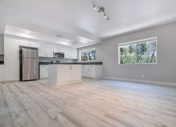 Unfurnished Living Area at Bixby Hill Apartments, Long Beach