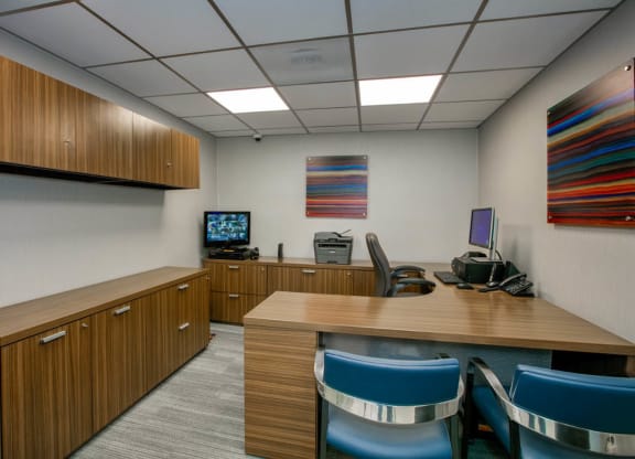 Leasing Center at 430 Kelton, Los Angeles, CA, 90024