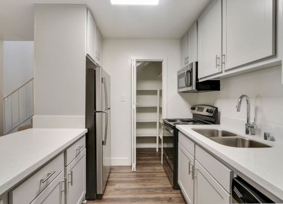 Kitchen cabinets at Meridian Apartments, Los Angeles