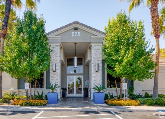 Building Exteriorview at Milan Apartment Townhomes, Las Vegas, 89183