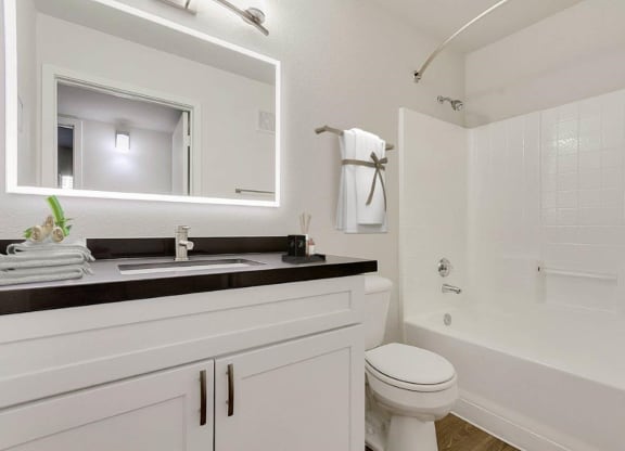 Luxurious Bathroom at Rancho Serene, Las Vegas