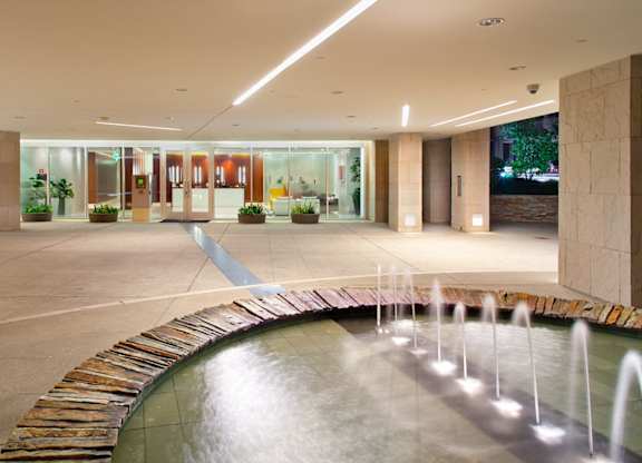 Exterior Front With Fountains at Wilshire Margot, Los Angeles, CA 90024