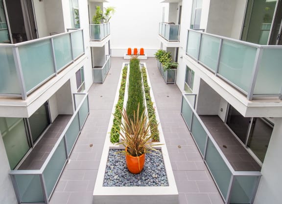Courtyard View at Seventh West Apartments, Santa Monica, 90401 