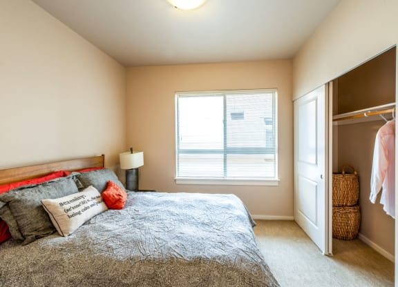 Comfortable Bedroom With Large Window at The Corydon, Washington, 98105