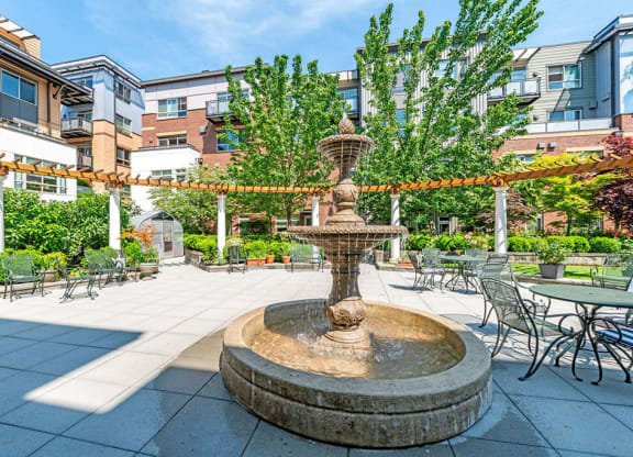 Beautiful Courtyard at The Corydon, Seattle