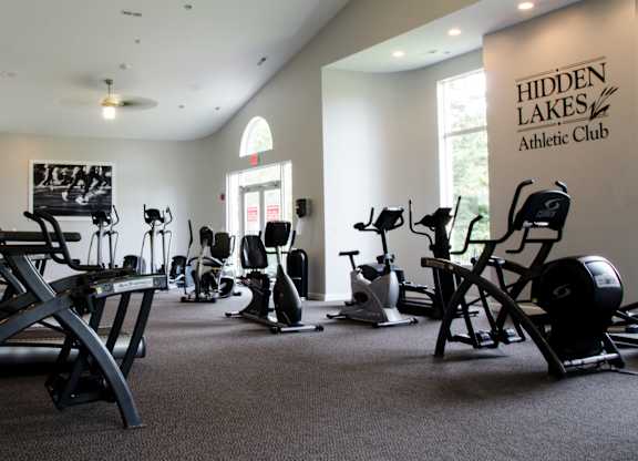 Well Equipped Gym at Hidden Lakes Apartments, Clarkston