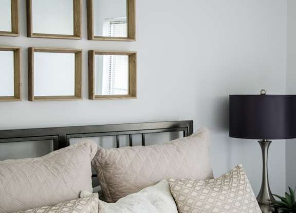 Black Lamp at Pine Ridge Apartments, Rochester Hills, 48307