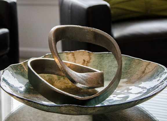 Silver sculpture at Pine Ridge Apartments, Rochester Hills, MI, 48307
