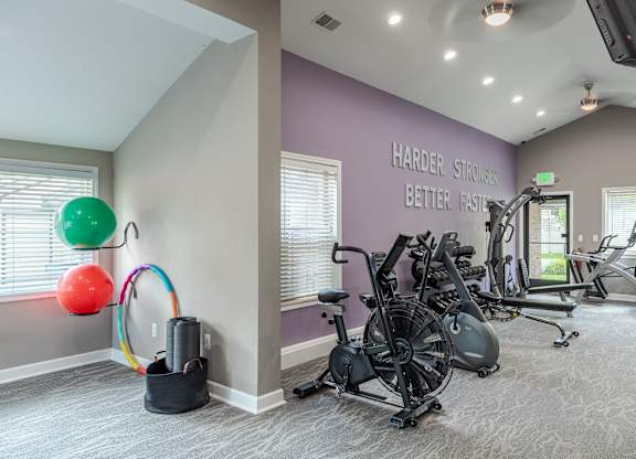 Spacious Gym at Heather Ridge Apartments, Michigan