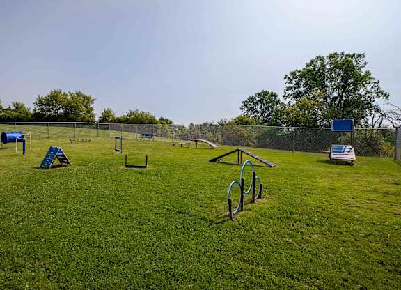 Park at Pine Ridge Apartments, Rochester Hills, MI