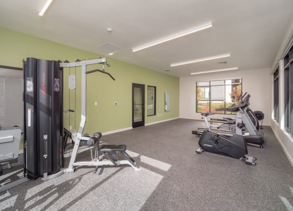 the gym at the preserve apartments falls oh