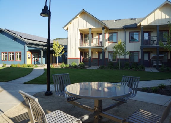 Willakenzie Crossing_Exterior