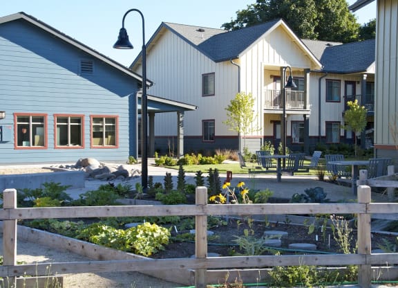 Willakenzie Crossing_Exterior