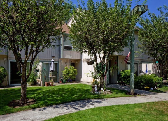 EastFairTerrace_Photo_Exterior