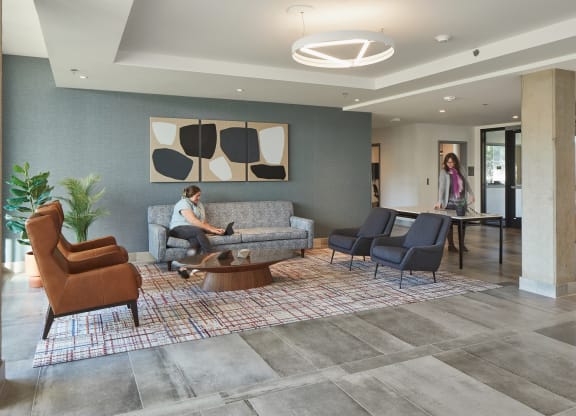 Fuller Station_Lobby