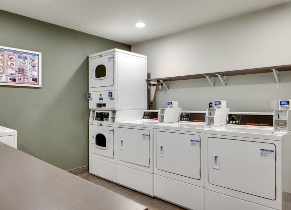 Oak Creek Laundry
