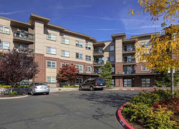 TerraceMountScott_Photo_ParkingLot