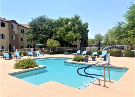 Discovery Point_Pool