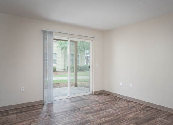 Suzann Plaza 2 Bed x 2 Bath