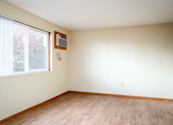 Sunrise Estates 2-Bedroom Home