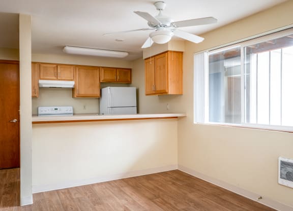 Sunrise Estates 2-Bedroom Home