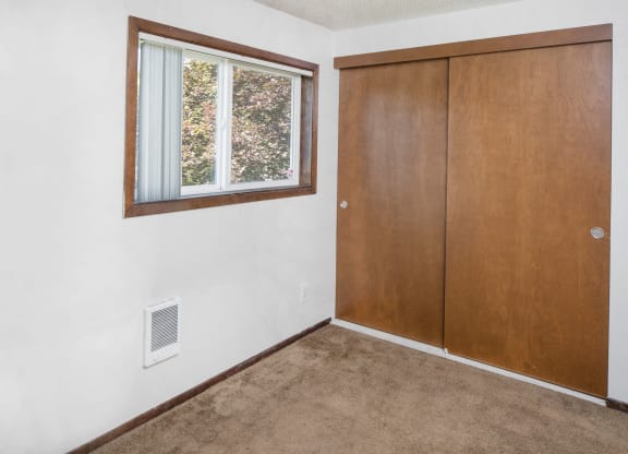 VillaWest_Photo_Emptyroom