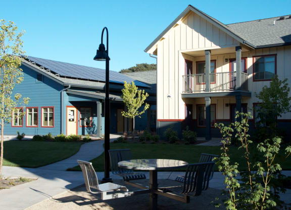 Willakenzie Crossing_Exterior
