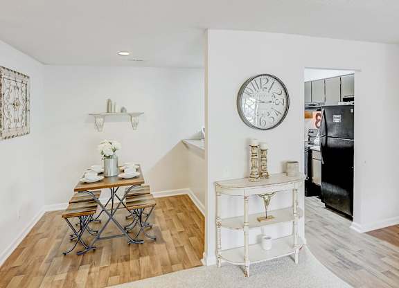Dining Room at Brandemere Apartment Homes, North Carolina