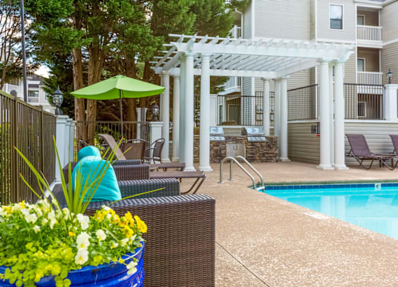 Poolside Lounge at Bridges at Mallard Creek Apartment Homes, Charlotte, 28269