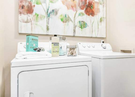 Washer Dryer at Woodlyn on the Green Apartment Homes, North Carolina, 27513