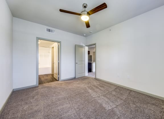 unfurnished bedroom