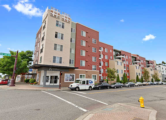 View of Property and property entrance from across the street at Arabella Apartment Homes, Shoreline