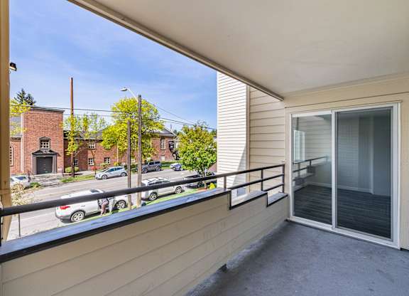 Oversized Balcony at Hill Crest Apartment Homes, Seattle