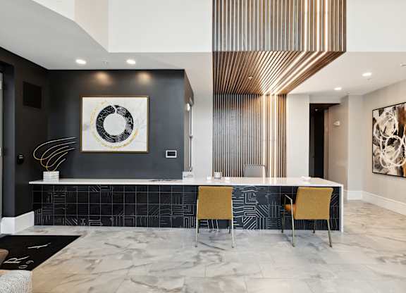 Leasing lobby