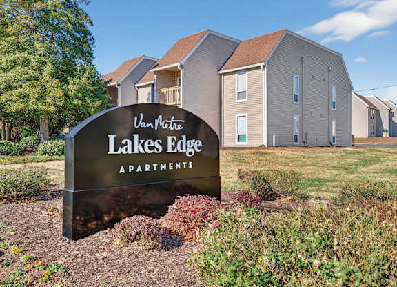 A sign at Lakes Edge Apartments, Greensboro, 27409