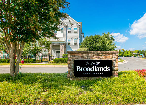 Community Entrance at Broadlands at Broadlands, Ashburn, VA