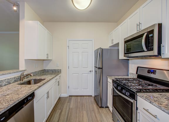 Kitchen at Broadlands at Broadlands, Ashburn, VA, 20148