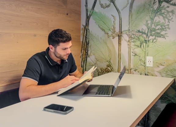 Co Work Space at Makers Rise, Herndon, 20171  
