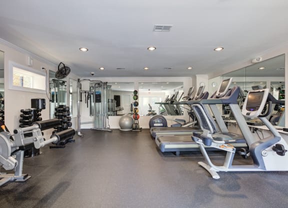 Modern Fitness Center at Tuscarora Creek in Leesburg, VA