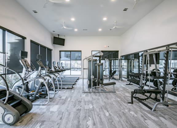 Fitness Center at Cue Luxury Apartments, Texas, 77433