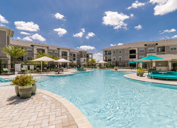 Outdoor Swimming Pool at Cue Luxury Apartments, Cypress, TX, 77433
