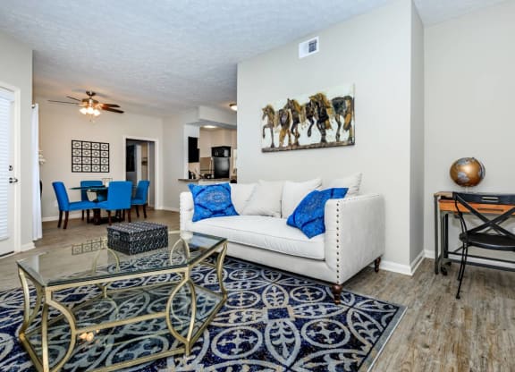 Fenwick_Place_Interior_2_Louisville_KY