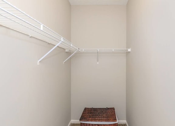 Fenwick_Place_Interior_10_Louisville_KY