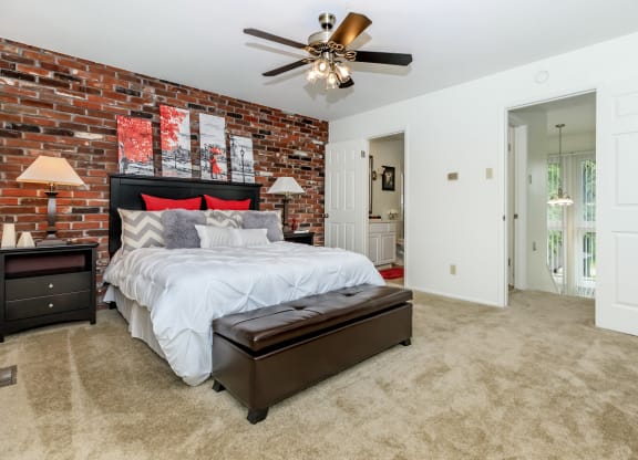 Whispering_Hills_Interior_4_St_Louis_MO