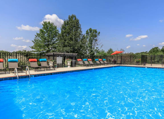 Fenwick_Place_Pool_5_Louisville_KY
