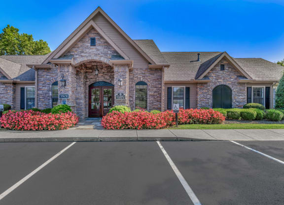 Terraces_At_Forest_Springs_Exterior_2_Louisville_KY