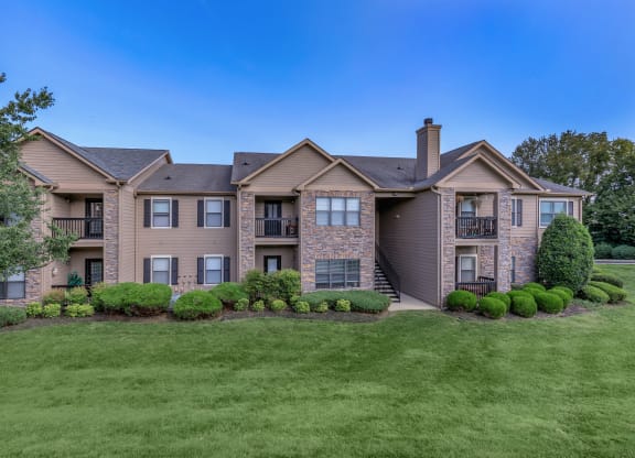 Terraces_At_Forest_Springs_Exterior_4_Louisville_KY